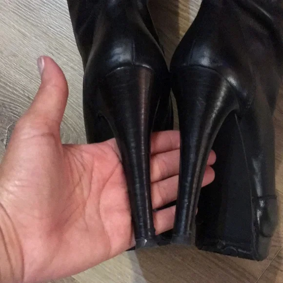- STUART WEITZMAN BLK OVER THE KNEE SOFT REAL LEATHER LACED TIE UP PLATFOR…